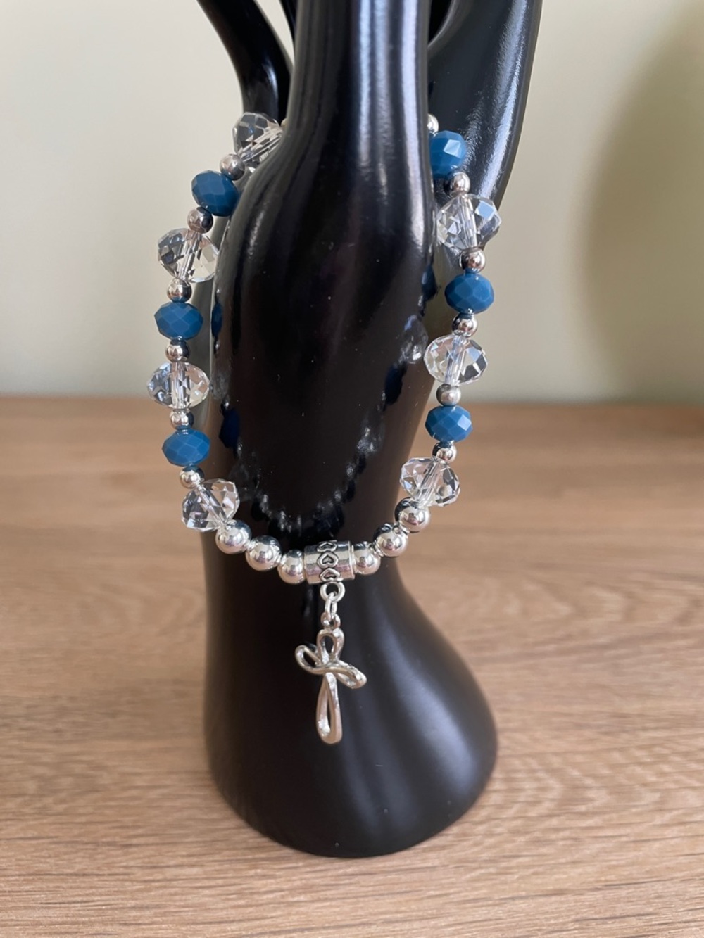 HAND CRAFTED CRYSTAL & INFINITY CROSS STRETCH BRACELET Blue, Clear, & Silver - Picture 8 of 16